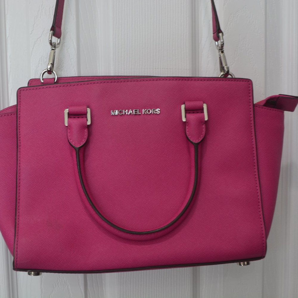 Michael Kors Selma Bag